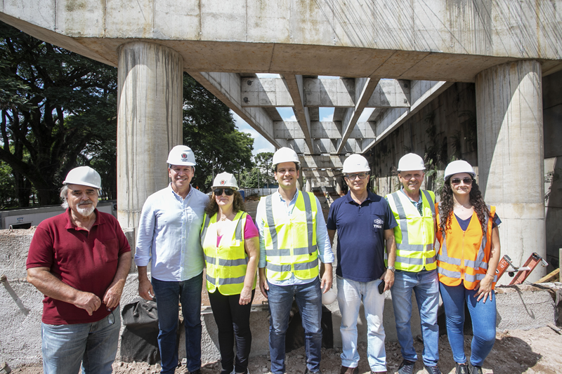 Prefeito Eduardo Pimentel determina agilidade na duplicação do viaduto do Tarumã