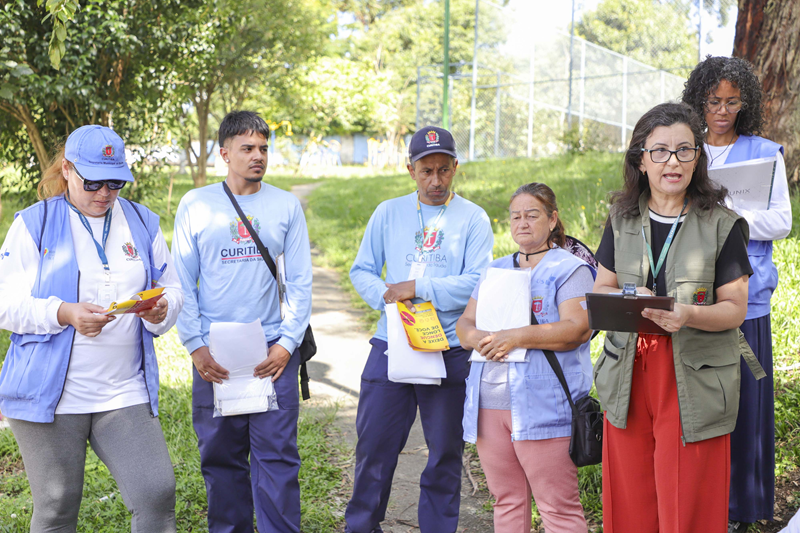 Mutirão de combate à dengue chega a bairros de nove regionais de Curitiba