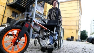 Inventora de Curitiba é finalista de prêmio internacional com acessório que dá autonomia a cadeirantes
