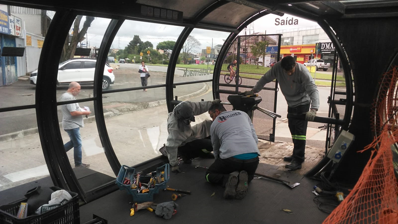 Sete estações-tubo de Curitiba entram em reforma a partir de segunda-feira