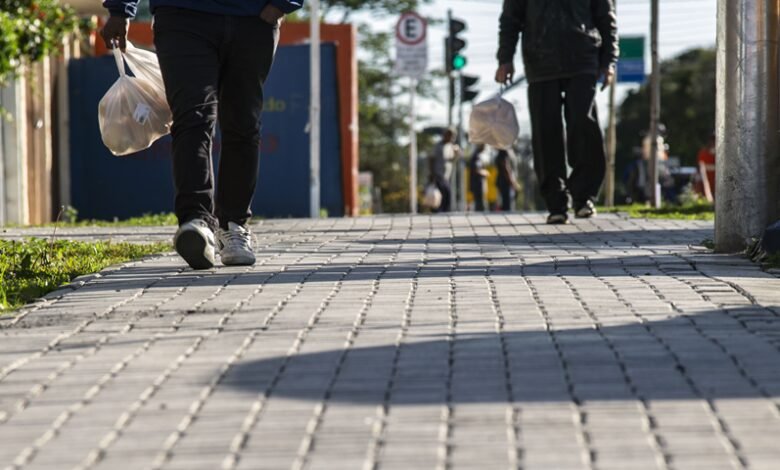 Curitiba tem a segunda maior cobertura de calçadas entre as capitais do país