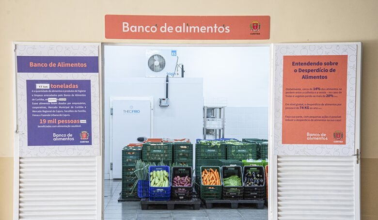 Jogo do Athletico terá arrecadação de alimentos para o Banco de Alimentos de Curitiba no domingo