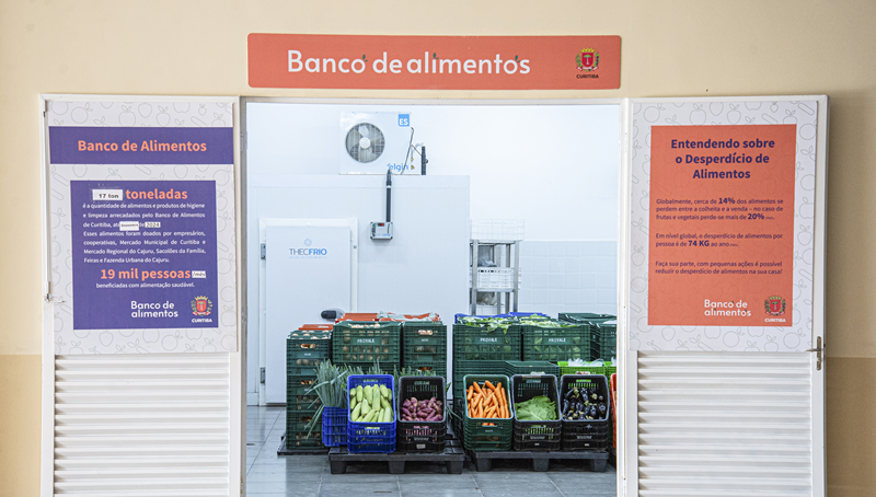 Jogo do Athletico terá arrecadação de alimentos para o Banco de Alimentos de Curitiba no domingo
