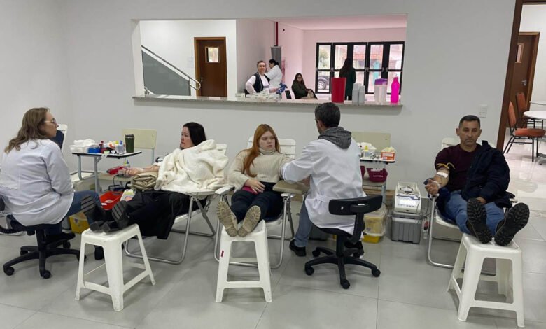 “Hemepar vai até você”: Paraná conta com serviço de coleta de bolsas de sangue