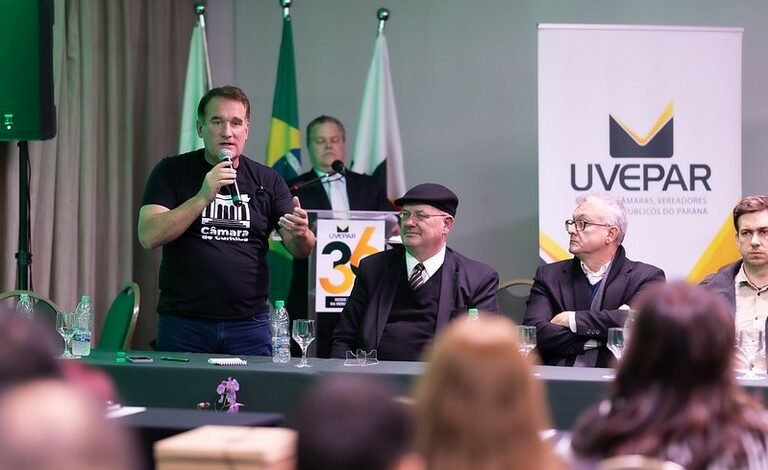 Câmara de Curitiba participa da 4ª Marcha dos Legislativos