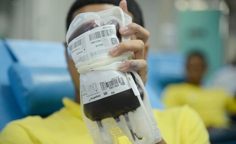 Projeto de lei sugere converter multas de trânsito em doação de sangue